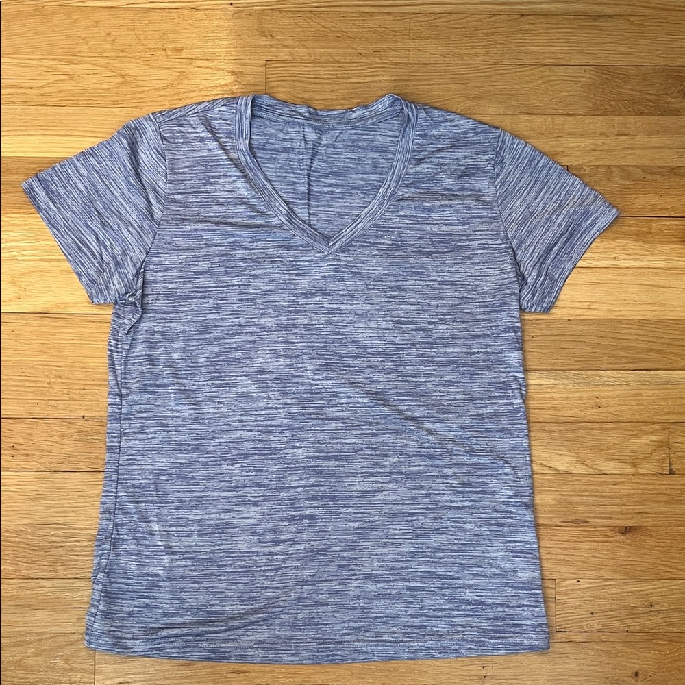 Women's Heathered purple V-Neck Top